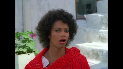 You know whenever I see
all those ships, - The Love Boat