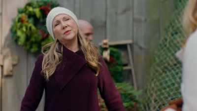 You know, I think the only
reason you asked me to help you - Match Made in Mistletoe