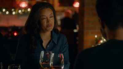 You know, I was
a really difficult child, and... - Christmas Under the Lights