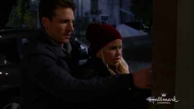 - You know,
if you went to the café, - Love on Ice