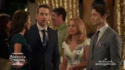 You know, I'm gonna
go check on Coach, - Aurora Teagarden Mysteries: Reunited and It Feels So Deadly