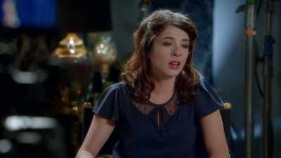 You know, I'm not someone
that can be put into a box. - Famous in Love