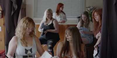 - You know, I'm pretty hot, - Night of the Dead Sorority Babes