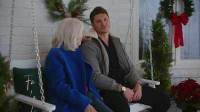 You know, when I'm with her - Christmas in the Spotlight