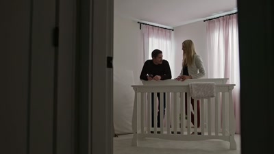 You know, this is exactly
like kira and maddie's crib. - A Podcast to Die For