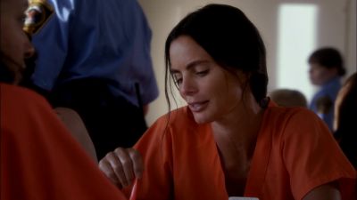 You know, I've been thinking
about that damn package
for the last 24 hours. - Burn Notice