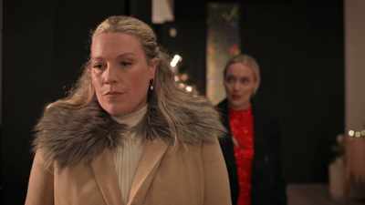 You know, I've been thinking
about the necklace - The Christmas Charade