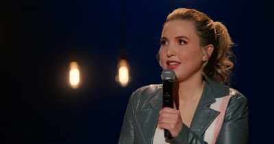 You know, just like road trip thoughts,
like… - Taylor Tomlinson: Look at You