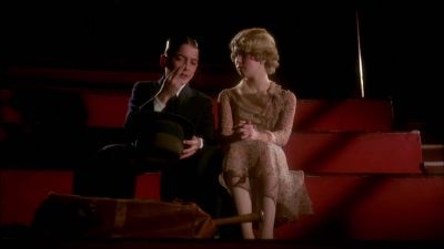 You know him Know him We're like that - Bugsy Malone