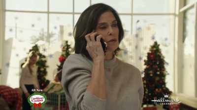 You know, let's just
get Christmas presents - A Kiss Before Christmas