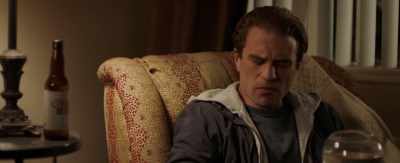 You know, like betta pellets
or bloodworms. - Breaking &amp; Exiting