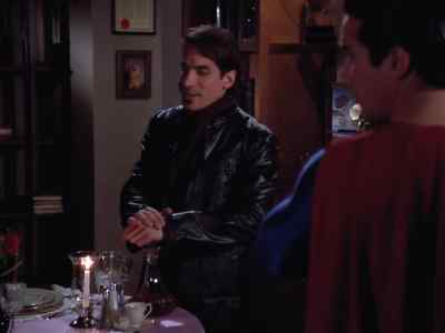 You know, as long as I have you here... - Lois & Clark: The New Adventures of Superman
