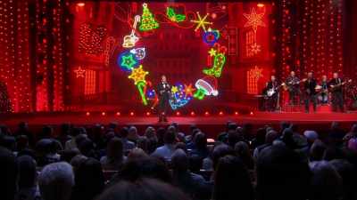 You know, look, we're all busy, - Nate Bargatze's Nashville Christmas