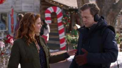 You know, looking at you,
I would never guess that, uh, - Christmas with the Campbells
