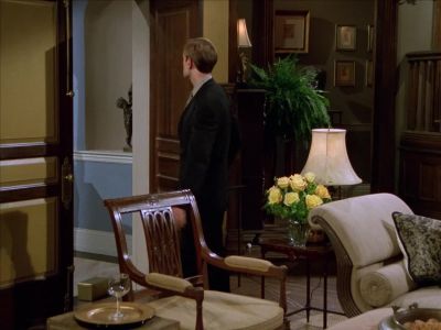 You know, maybe she'll come around.
You've given her a lot to digest. - Frasier