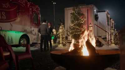 You know, my mom had
this marvelous theory - Ms. Christmas Comes to Town