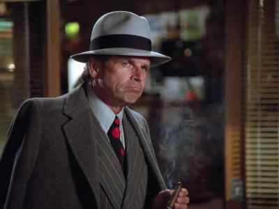You know, Mr. White,
I really enjoy your paper. - Lois & Clark: The New Adventures of Superman