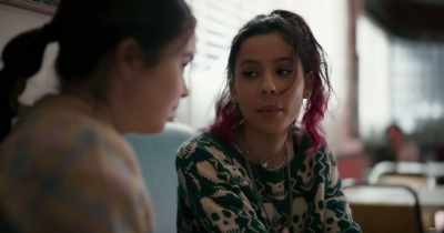 You know, before my mom got locked up, - The Republic of Sarah