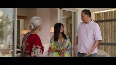 You know, we never even asked Jodi
what she wanted. - Kandasamys: The Baby