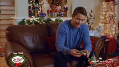 You know, it never
occurred to me until now, - The Christmas House