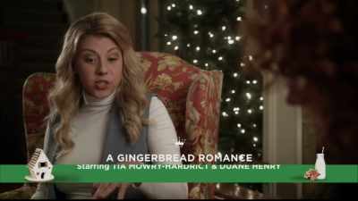 You know, next month's issue
is gonna be all about quilts. - Entertaining Christmas