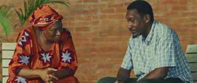 You know that not everybody
has to go to university, right? - A Danfo Christmas