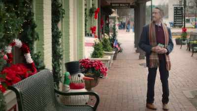 You know, he oversees
all the town events, - A Taste of Christmas