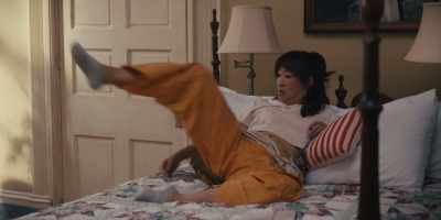 You know, this place sucks.
Let's go to a real hotel. - Quiz Lady