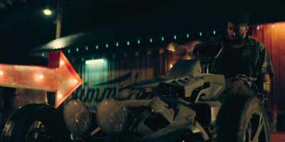 You know,
render us both a service? - The Peripheral