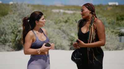 - You know, she has good
intentions, but she just... - The Real Housewives Ultimate Girls Trip
