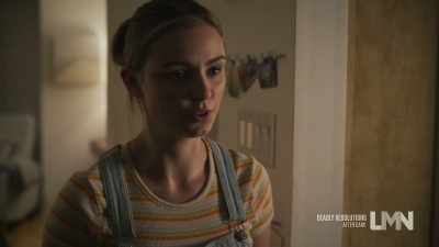 - You know she's gonna
do everything she can - Glass Houses