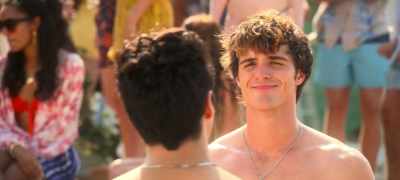 You know, you shouldn't be a sore loser. - The Kissing Booth 3