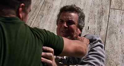 - You know something, Eddie?
- What? - Hudson Hawk
