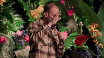 You know? Soon as gunfire broke out,
like "Oh, that's semi-automatic." - Ari Shaffir: America's Sweetheart