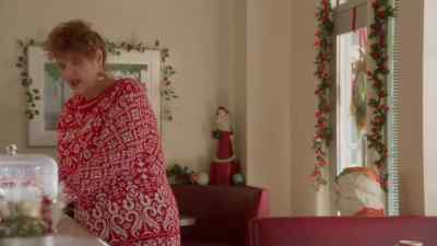 You know, that space is so big,
when he gets it all cleared out, - The Holiday Junkie