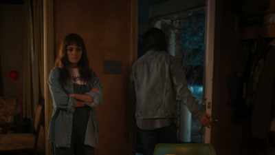You know, text me,
or call me, or... whatever. - The Expecting