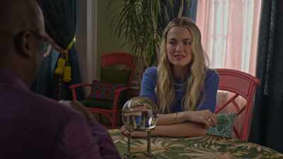 - You know, that's
basically a pipe bomb - Maggie