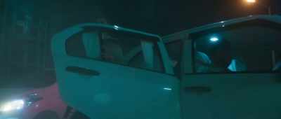 You know the building
under construction near Kunhadi? - Mardaani 2