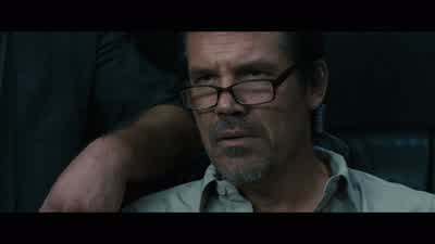 - You know the heimlich? - Sicario