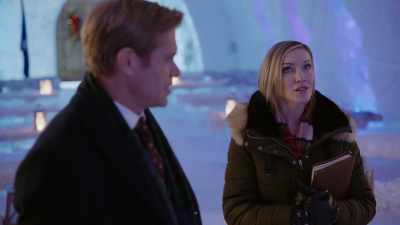You know, the kind
of couples who seem - A Royal Christmas Crush