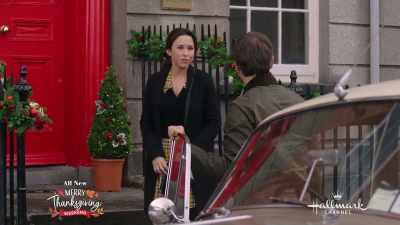 You know, after the whole
earl thing with Liam and... - Christmas at Castle Hart
