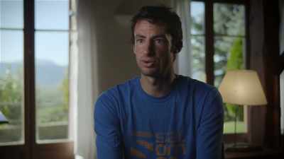 You know there are risks,
you're not tied to a fixed rope. - Kilian Jornet, Path to Everest