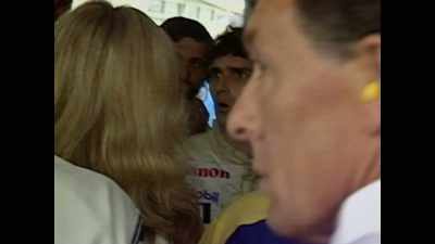 You know, there was no
roistering celebrating. - Williams & Mansell: Red 5