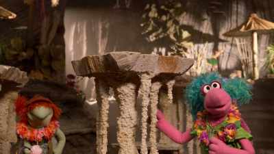 You know,
this place has a really relaxing aura. - Fraggle Rock: Back to the Rock