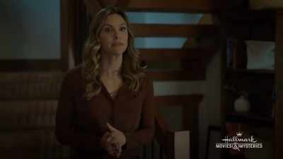 - You know Travis and I were married, right?
- Uh... Yeah.  - Mystery 101: Killer Timing