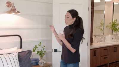 You know, typically when we do
this board-and-batten, - Fixer Upper: Behind the Design