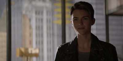 YOU KNOW, UM, WHEN
YOU TOOK OFF YOUR MASK, - Batwoman