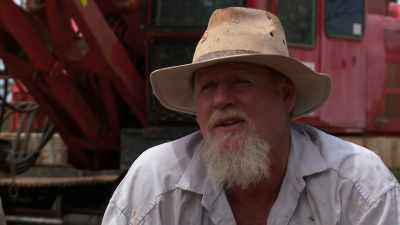 You know, we're not
young men any more. (LAUGHS) - Outback Opal Hunters