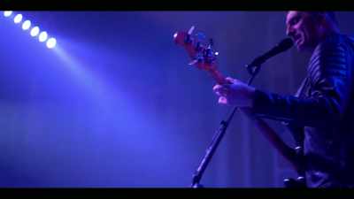 You know, we've got
these incredible musicians, - Simple Minds: Everything is Possible