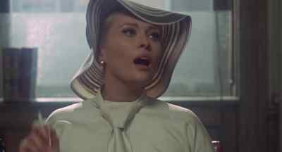 - You know what you are?
- I know what I am. - The Thomas Crown Affair